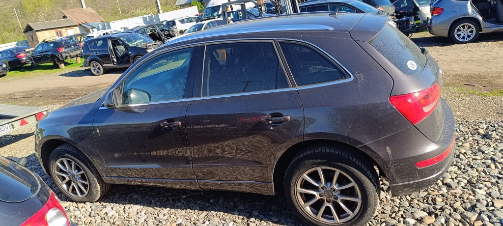 Aripa stanga fata Audi Q5 2009 SUV 2.0 TFSI Quattro