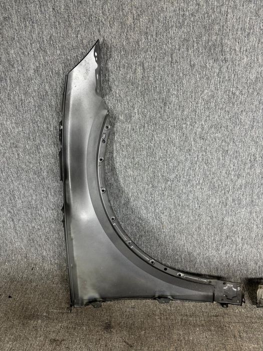 Aripa stanga fata Audi Q5 FY 80a