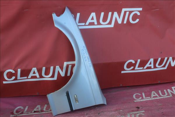 Aripa Stanga Fata BMW 3 (E46) 320 d M47 D20