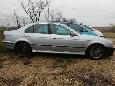 Aripa stanga fata BMW E39 2005 Berlina 2.0