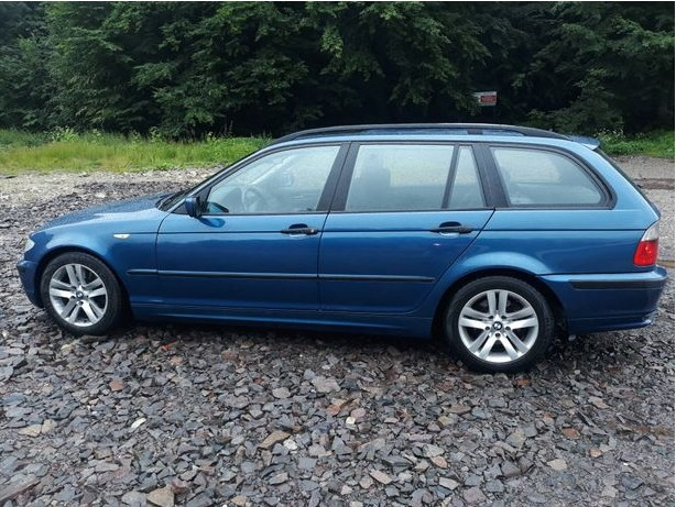 Aripa stanga fata BMW E46 2003 Break 2.0