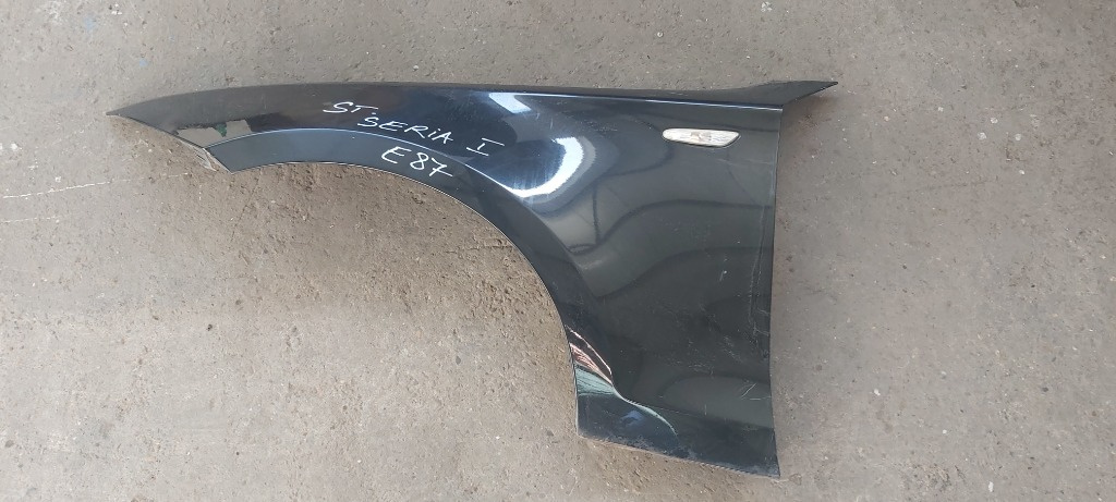 Aripa Stanga Fata BMW Seria 1 E81 E82 E87 E88(2004