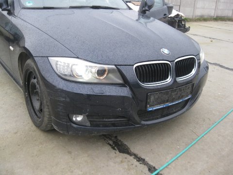 Aripa stanga fata BMW Seria 3 E90 2010 Break 2000