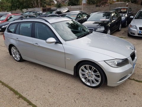 Aripa stanga fata BMW Seria 3 Touring E91 2008 Break 2,0 N47D20A