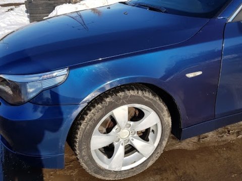 Aripa stanga fata BMW Seria 5 E60 2005 Limuzina 525 D