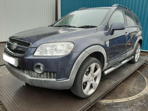 Aripa stanga fata Chevrolet Captiva 2008 SUV 2.0 VCDi