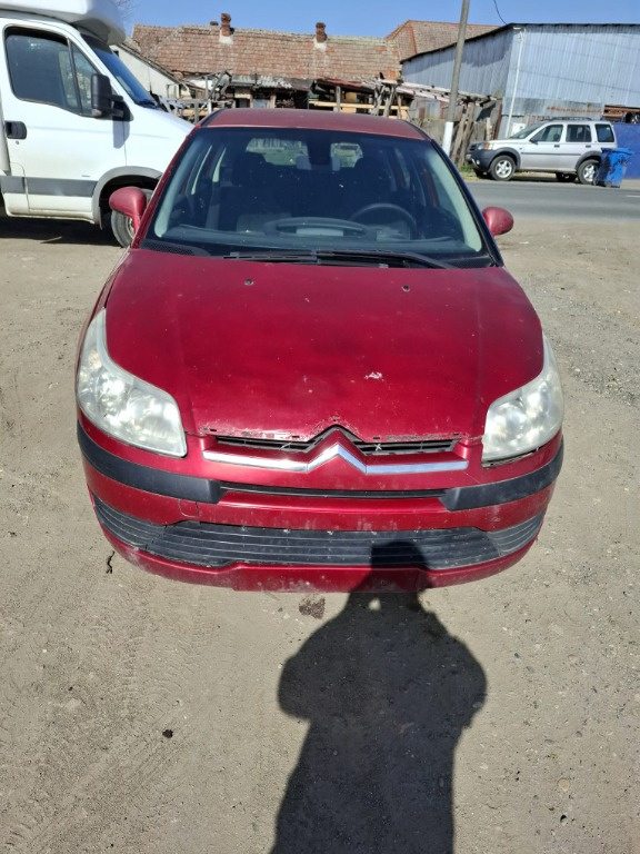 Aripa stanga fata Citroen C4 2005 BERLINA 1600