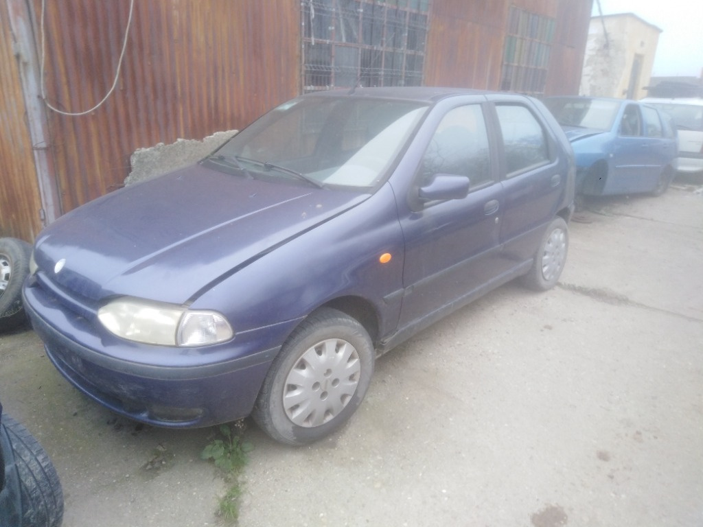 Aripa stanga fata Fiat Strada 2000 Hatchback 1.2 benzina 8v