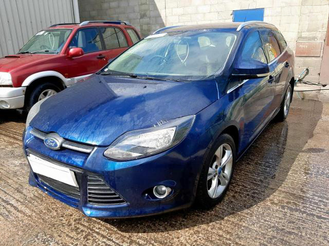 Aripa stanga fata Ford Focus 3 2011 1.6 TDCi Diesel Cod motor T1DA/T1DB 115CP/85KW