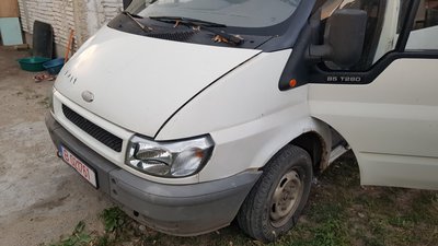 Aripa stanga fata Ford Transit 2003