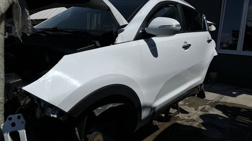 Aripa stanga fata Kia Sportage SL 2015 F