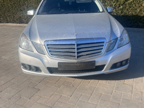 Aripa stanga fata Mercedes E-Class W212 2011 Berlină 2.2 cdi