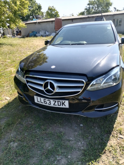 Aripa stanga fata Mercedes E-Class W212 2014 berli