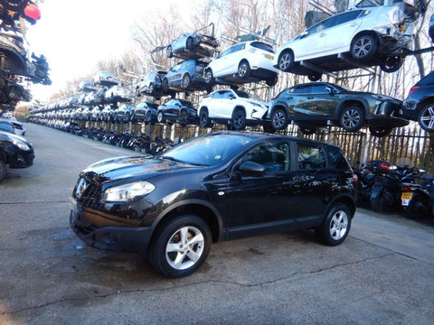 Aripa stanga fata Nissan Qashqai 2010 SUV 1.6 i