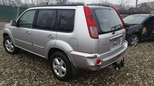 Aripa stanga fata Nissan X-Trail 2005 su