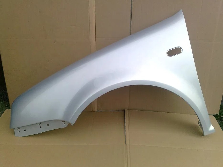 Aripa stanga fata NOUA vopsita Gri cod LB7Z Volkswagen Golf IV an 1998 1999 2000 2001 2002 2003 2004