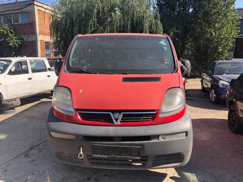 Aripa stanga fata Opel Vivaro 2004 duba 1.9 D