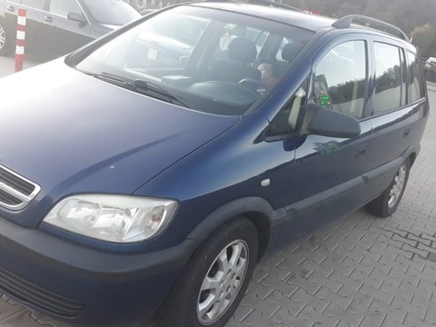 Aripa stanga fata Opel Zafira 2002 7 locuri 2002