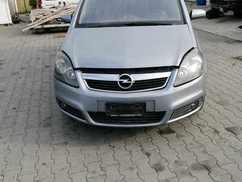 Aripa stanga fata Opel Zafira B 2007 MONOVOLUM 1.9 CDTI 16V