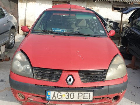 Aripa stanga fata Renault Clio 2 2003 Berlina 1.5 DCI