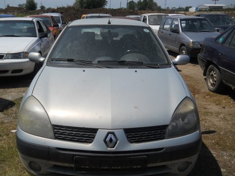 Aripa stanga fata Renault Clio 2003 SEDAN 1.4