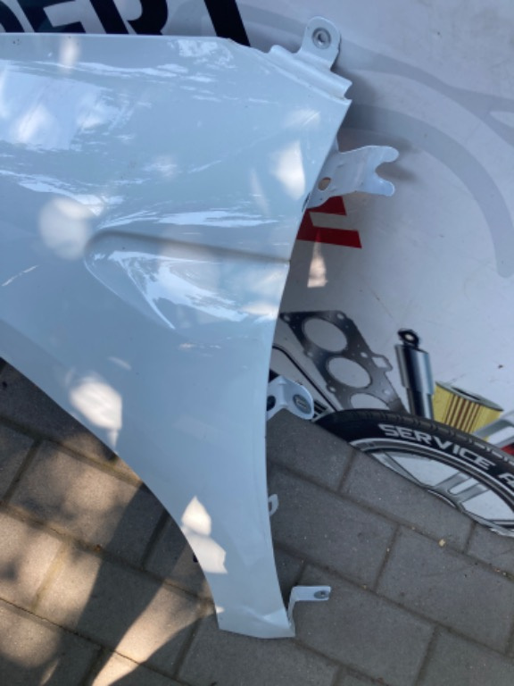 Aripa stanga fata renault clio 5 avariat