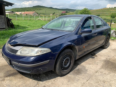 Aripa stanga fata Renault Laguna 2 2002 Hatchback 