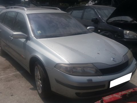 Aripa stanga fata Renault Laguna II 2003 hatchback 1.9 dci