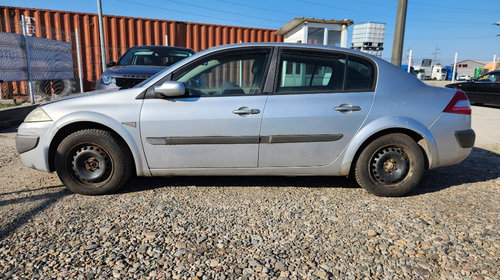 Aripa stanga fata Renault Megane 2 2006 