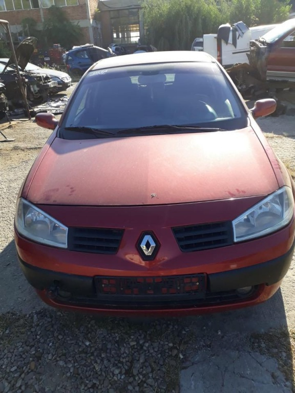 Aripa stanga fata Renault Megane 2004 hatchback 1.