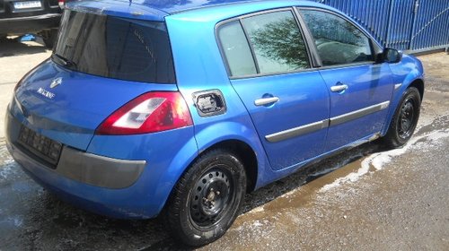 Aripa stanga fata Renault Megane 2004 Ha