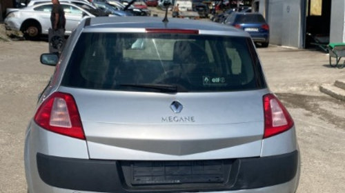 Aripa stanga fata Renault Megane 2005 ha