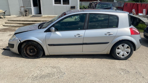 Aripa stanga fata Renault Megane 2005 ha