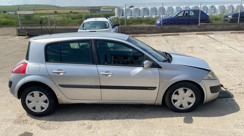 Aripa stanga fata Renault Megane 2005 ha