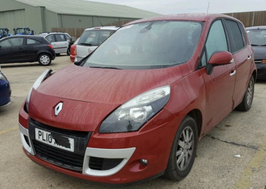 Aripa stanga fata Renault Scenic III 2010 Hatchback 1.5 DCI