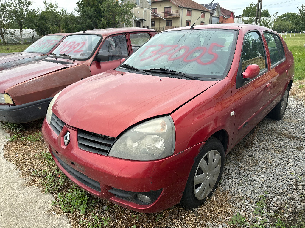 Aripa stanga fata Renault Symbol 2 2006 sedan 1.4 8v