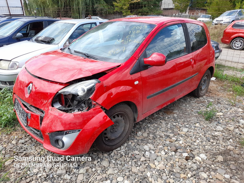 Aripa stanga fata Renault Twingo 2 2009 