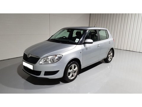 Aripa stanga fata Skoda Fabia 2 2011 hatchback 1.2 CBZA