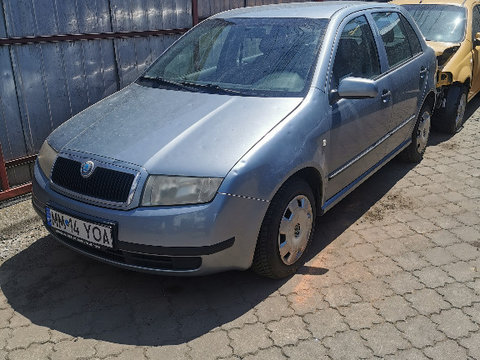 Aripa stanga fata Skoda Fabia