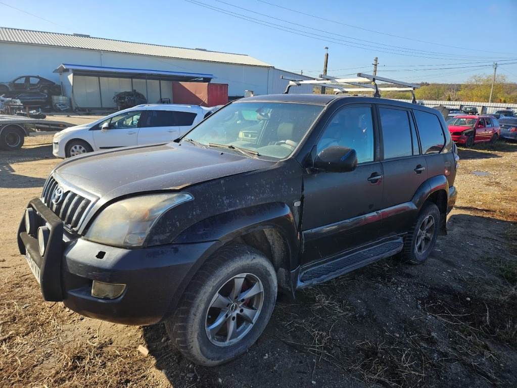 Aripa stanga fata Toyota Land Cruiser J120 motor 3.0 d4d 1KD-FTV din 2006 2007 2008 2009