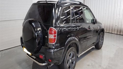 Aripa stanga fata Toyota RAV 4 2005 SUV 