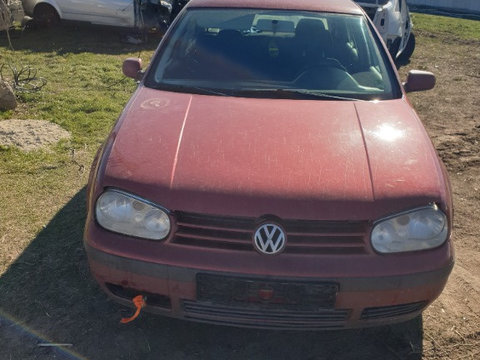 Aripa stanga fata Volkswagen Golf 4 2002 Hatchback 14 16v