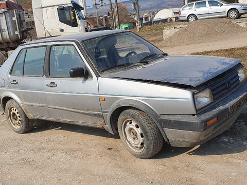 Aripa stanga fata Volkswagen Jetta 1990 Berlina 1.6 d