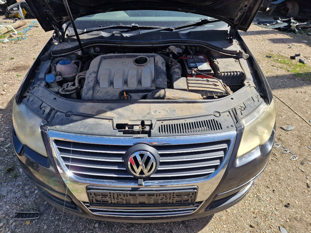 Aripa stanga fata Volkswagen Passat B6 2