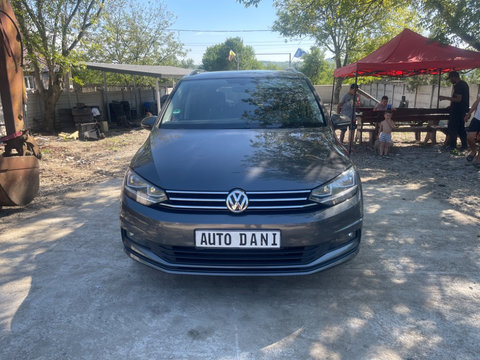 Aripa stanga fata Volkswagen Touran 2017 7blocuri 1.6 TDI