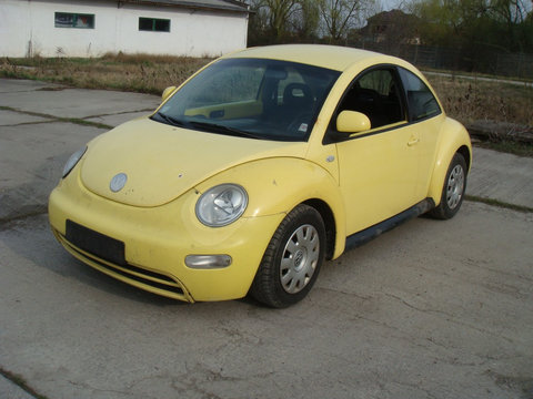 Aripa stanga fata VW BEETLE an 2001