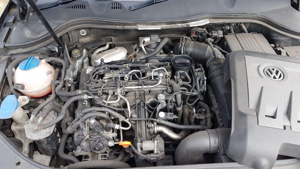 Aripa stanga fata VW Passat B7 2013 BERL