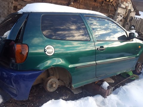 Aripa stanga fata VW Polo 6N 1997 hatchback 1400,1000