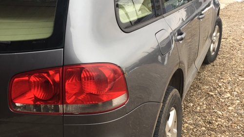 Aripa stanga fata VW Touareg 7L 2005 Jee