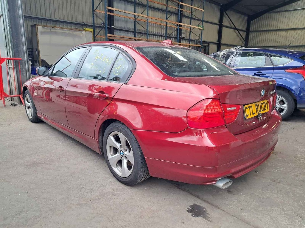 Aripa stanga spate BMW E90 2011 limuzina 2.0TDI N47D20C